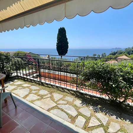 Le Lantane House Holiday home *